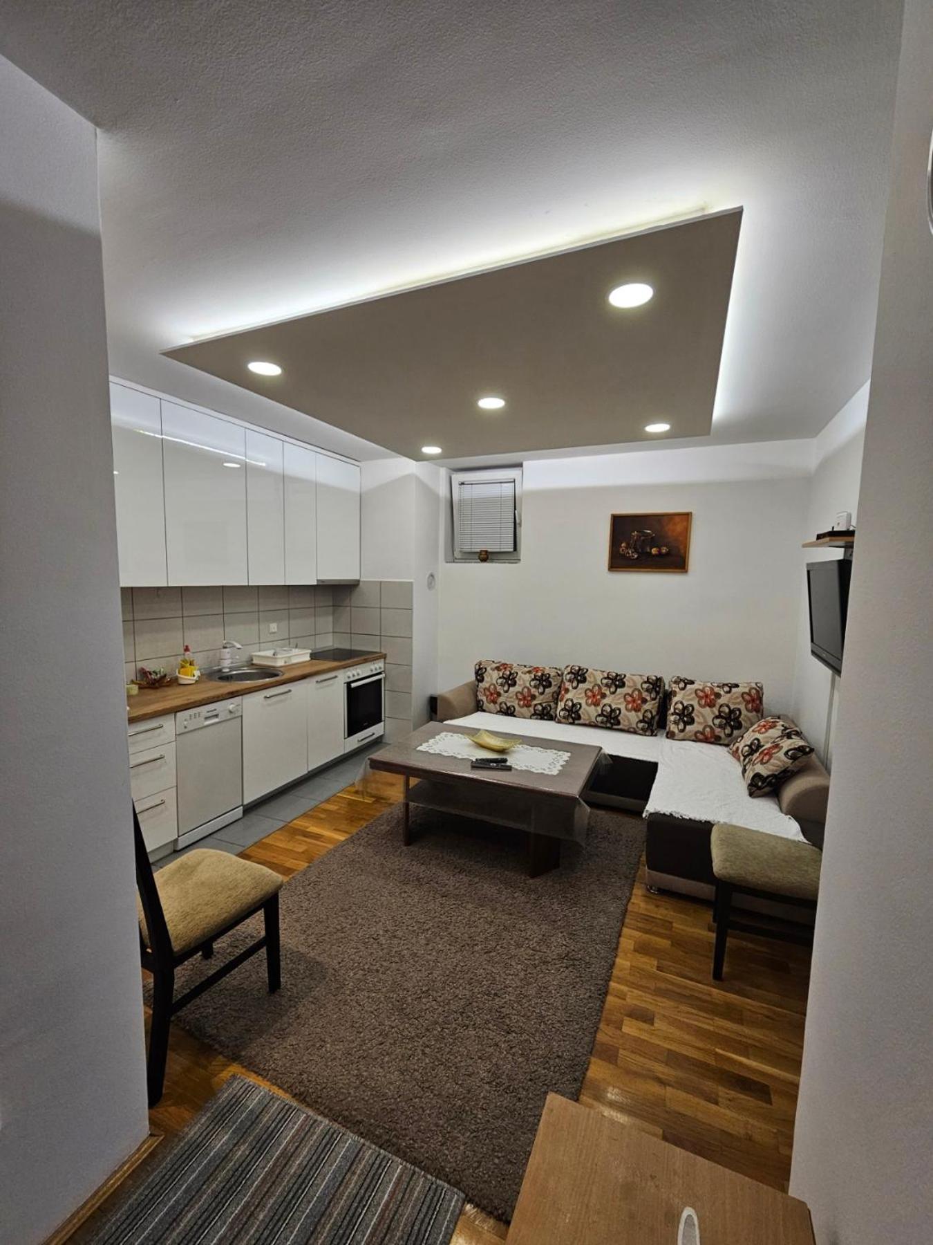 Lala Apartment